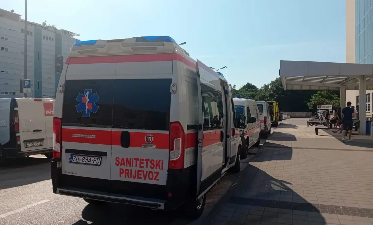 sanitet, poliklinika