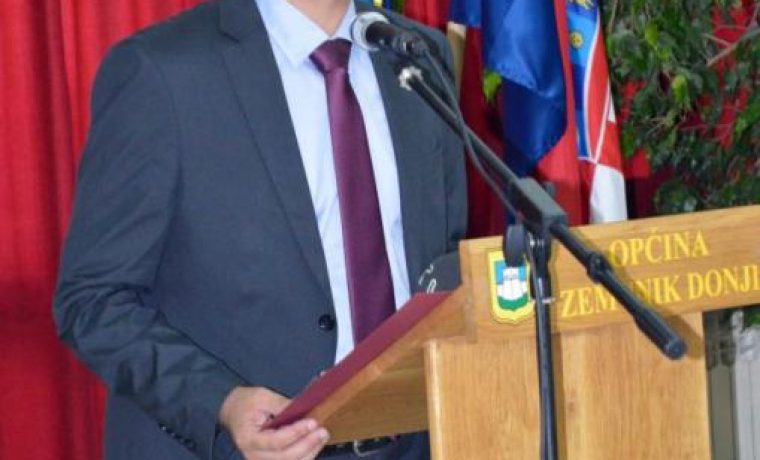 saric2_1347429235.jpg