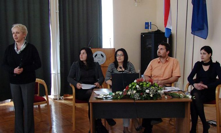 savjetovali_te__studenti_1305136015.jpg
