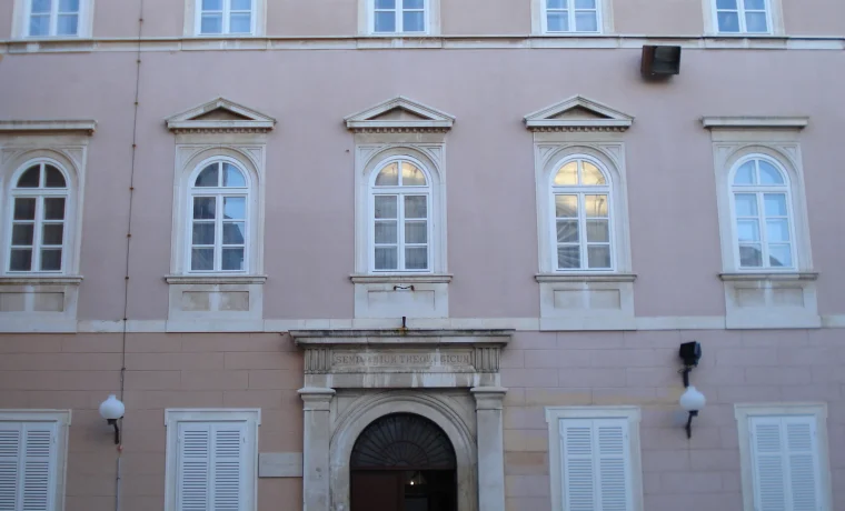 sjemenište, zmajević