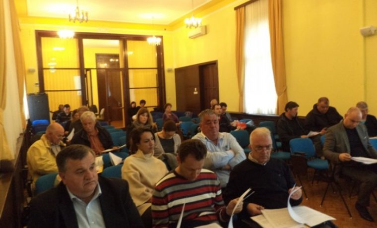 skup_tina___upanijsk_tz_1417088565.JPG Foto: 057info