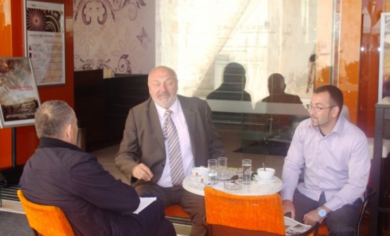 slobodan_uzelac_1304688417.JPG slobodan_uzelac_1304688417.JPG