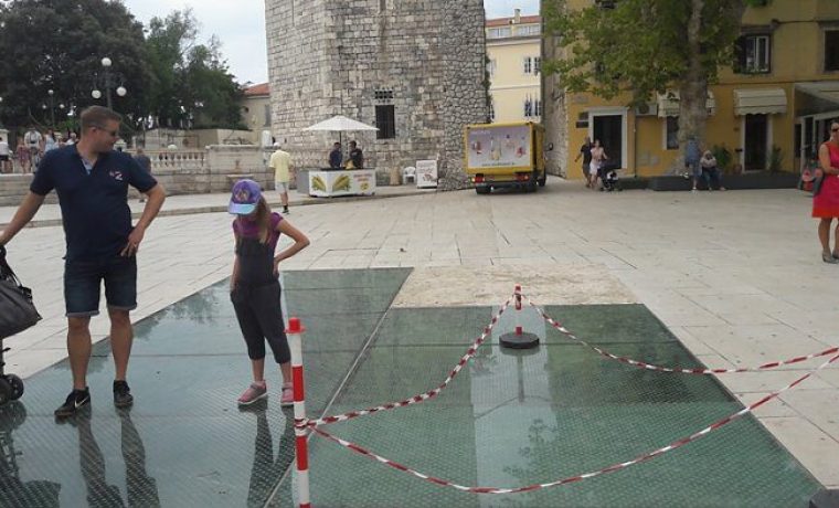 staklo__trg_petra_zorani_a_1504339703.jpg Foto: 057info