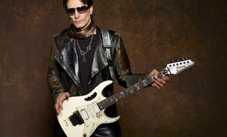 steve_vai_1349952945.jpg