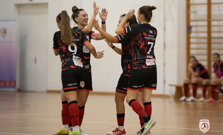 Foto: Andrej Jančijev / Futsal Super Chicks