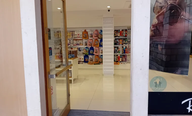 suveniri, optika, trg suveniri, optika, trg
