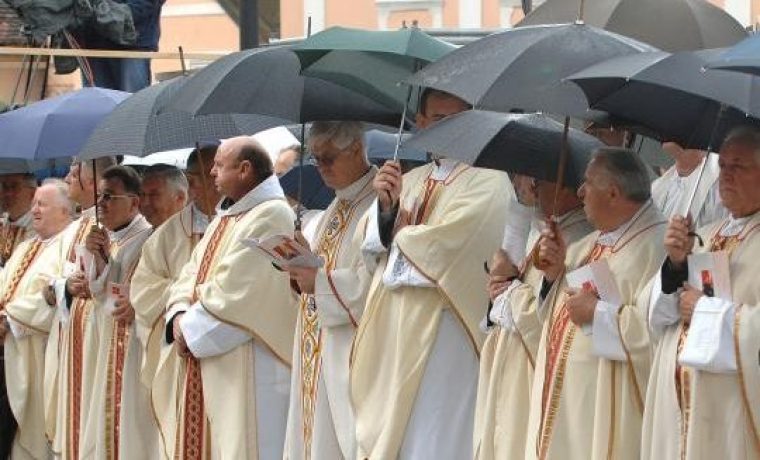 svecenici_pixsell_v_1230617935.jpg