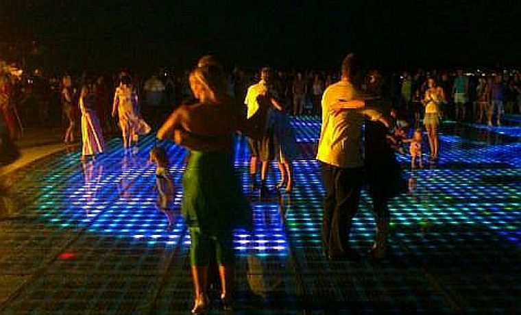 tango_1340445793.jpg Foto: 057info