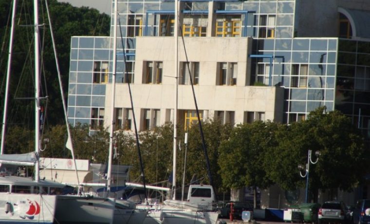 tankerkomerc_1381843482.JPG Foto: 057 info