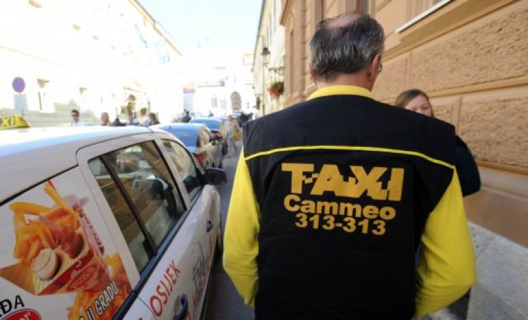 taxi__cammeo_1310316326.jpg