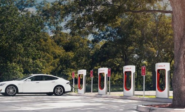 tesla_com_1520848770.jpg