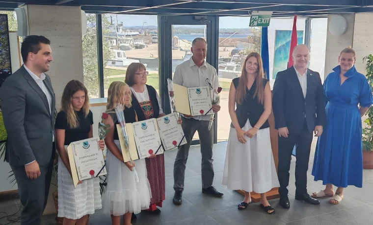 tkon, dan općine tkon, dan općine