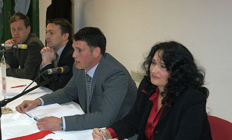 tribina_1298186825.jpg