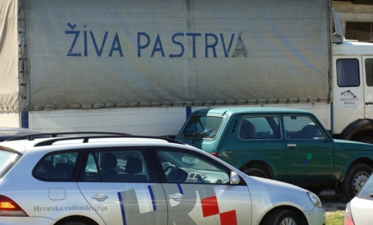una7.JPG una7.JPG