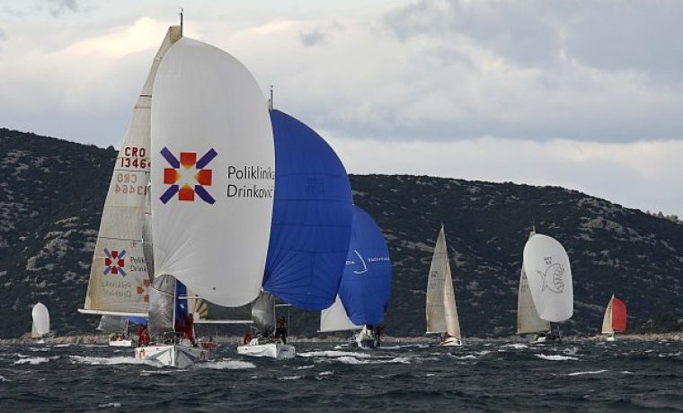 uskrsnja_regata1_210313_1367593932.jpg uskrsnja_regata1_210313_1367593932.jpg