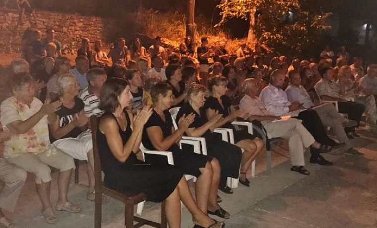 Foto: Naši školji