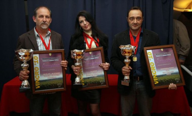 vinari_1291013516.jpg