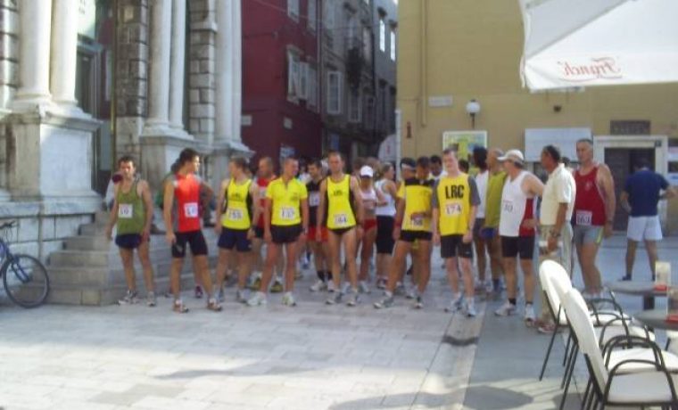 z__nin_07_1_1181335616.JPG Foto: 057info (ič)