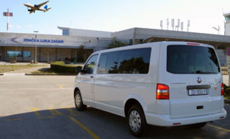 zadar_airport_taxi_1262005565.jpg