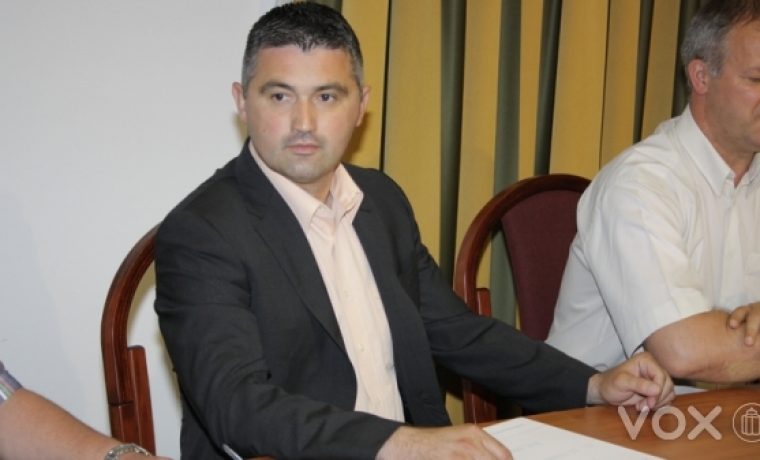 zdravko__ari__1300093627.jpg zdravko__ari__1300093627.jpg