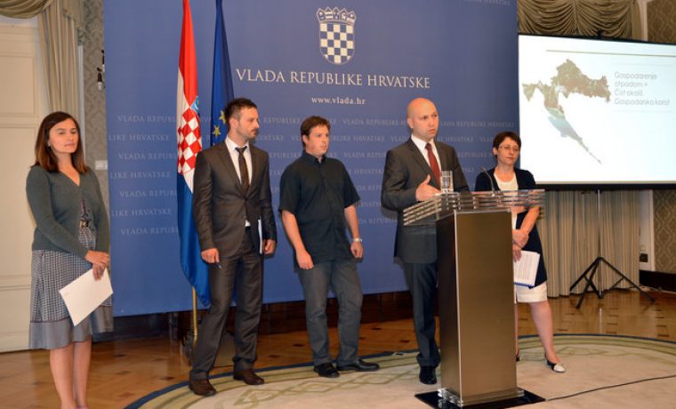 zmajlovi___vlada_1372855801.jpg