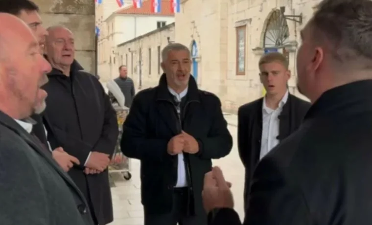 žuvela, klapa diadora žuvela, klapa diadora